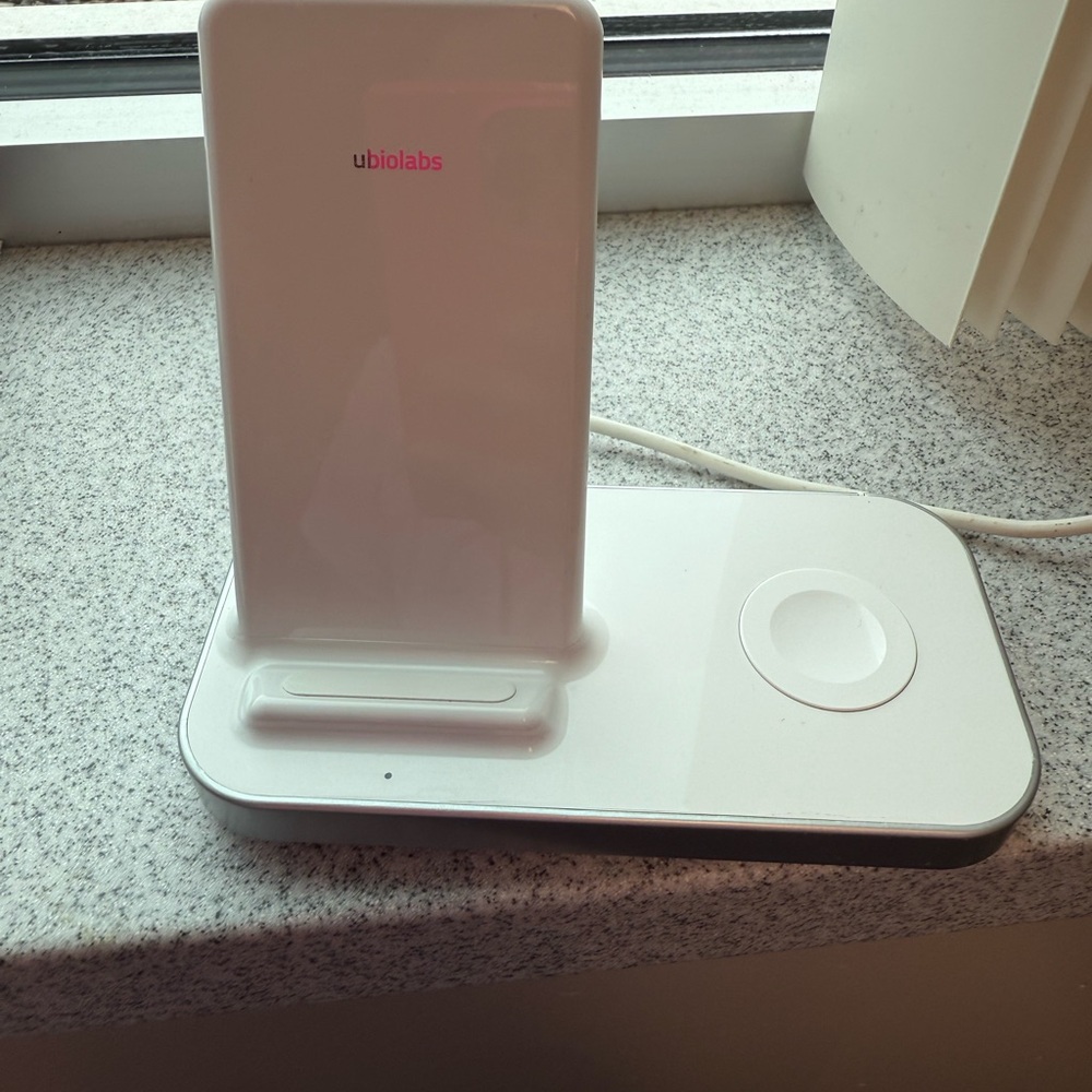 White Wireless Charging Stand